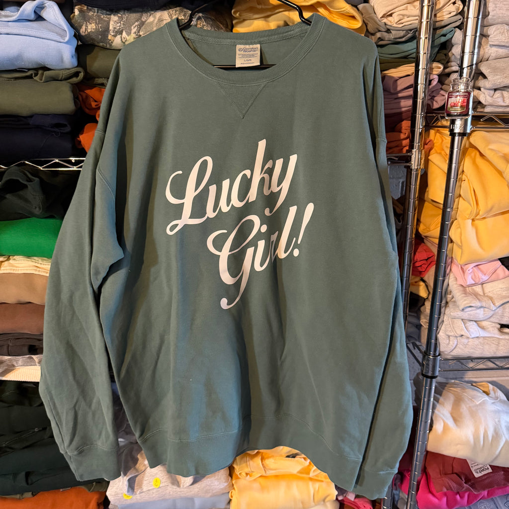 Lucky Girl Sweatshirt - L - No Flaws