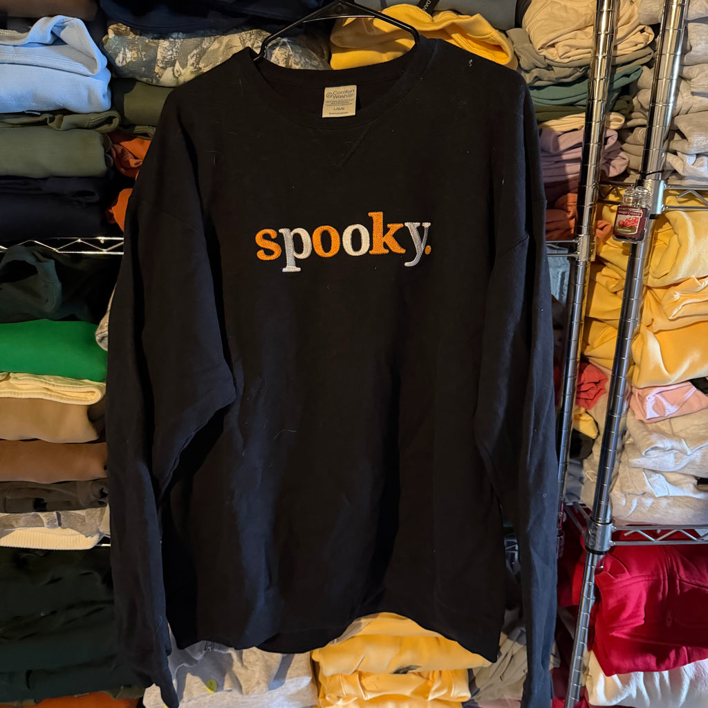 Spooky Sweatshirt - L - No Flaws
