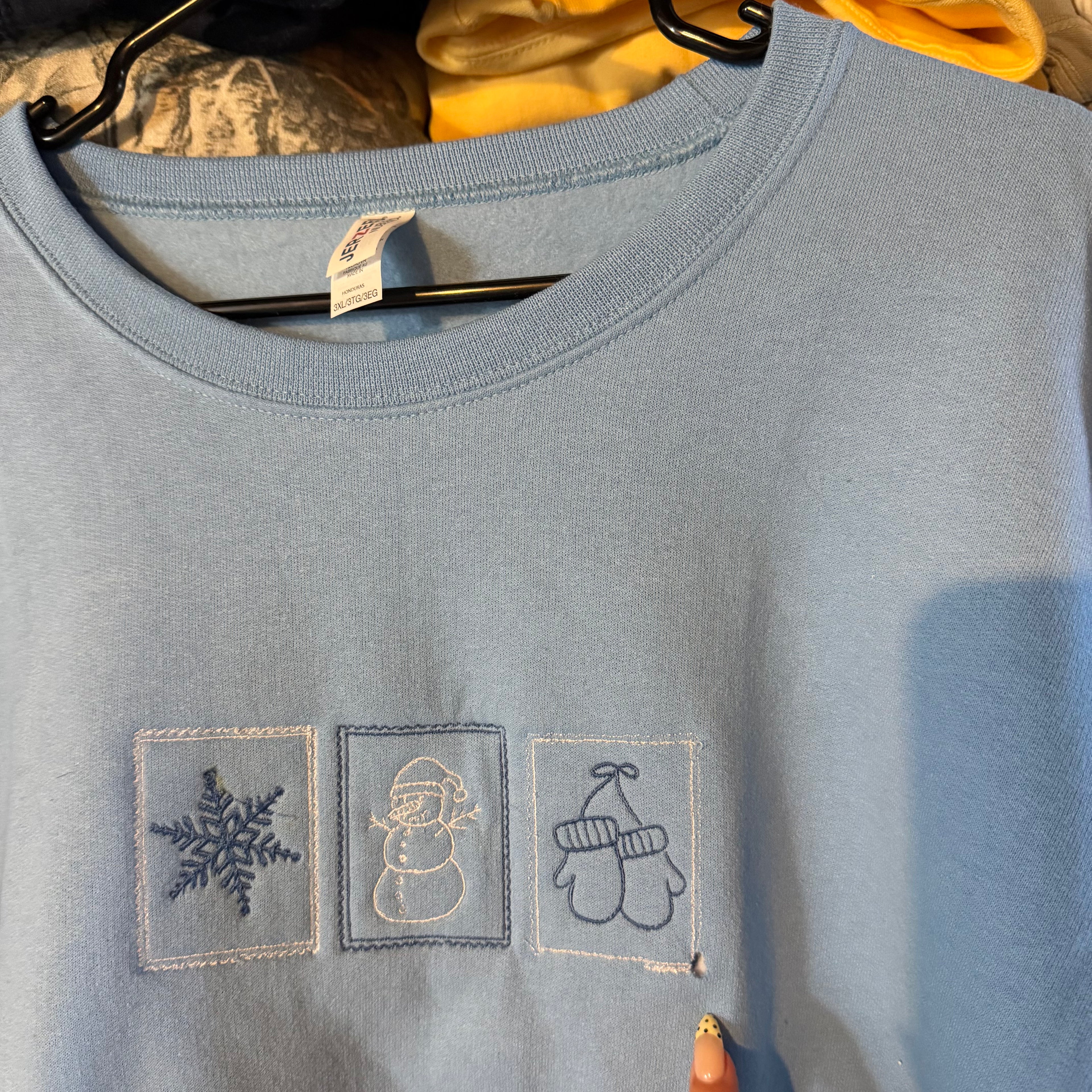 Winter Stamps Sweatshirt - 3XL - Flawed